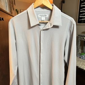 Mizzen and Main button down